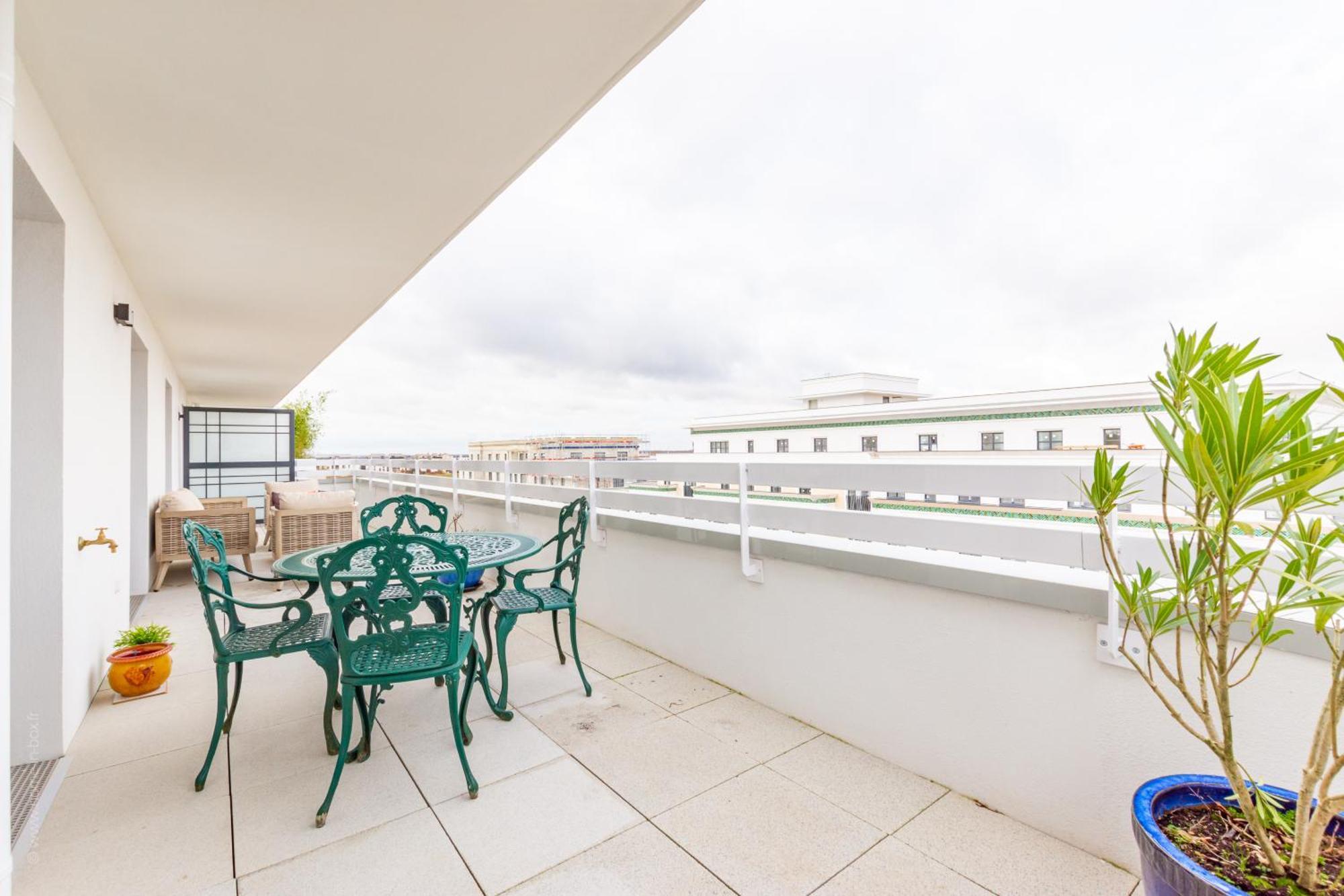 Le Majestic By Plaza - Proche Disneyland Paris Chessy  Εξωτερικό φωτογραφία